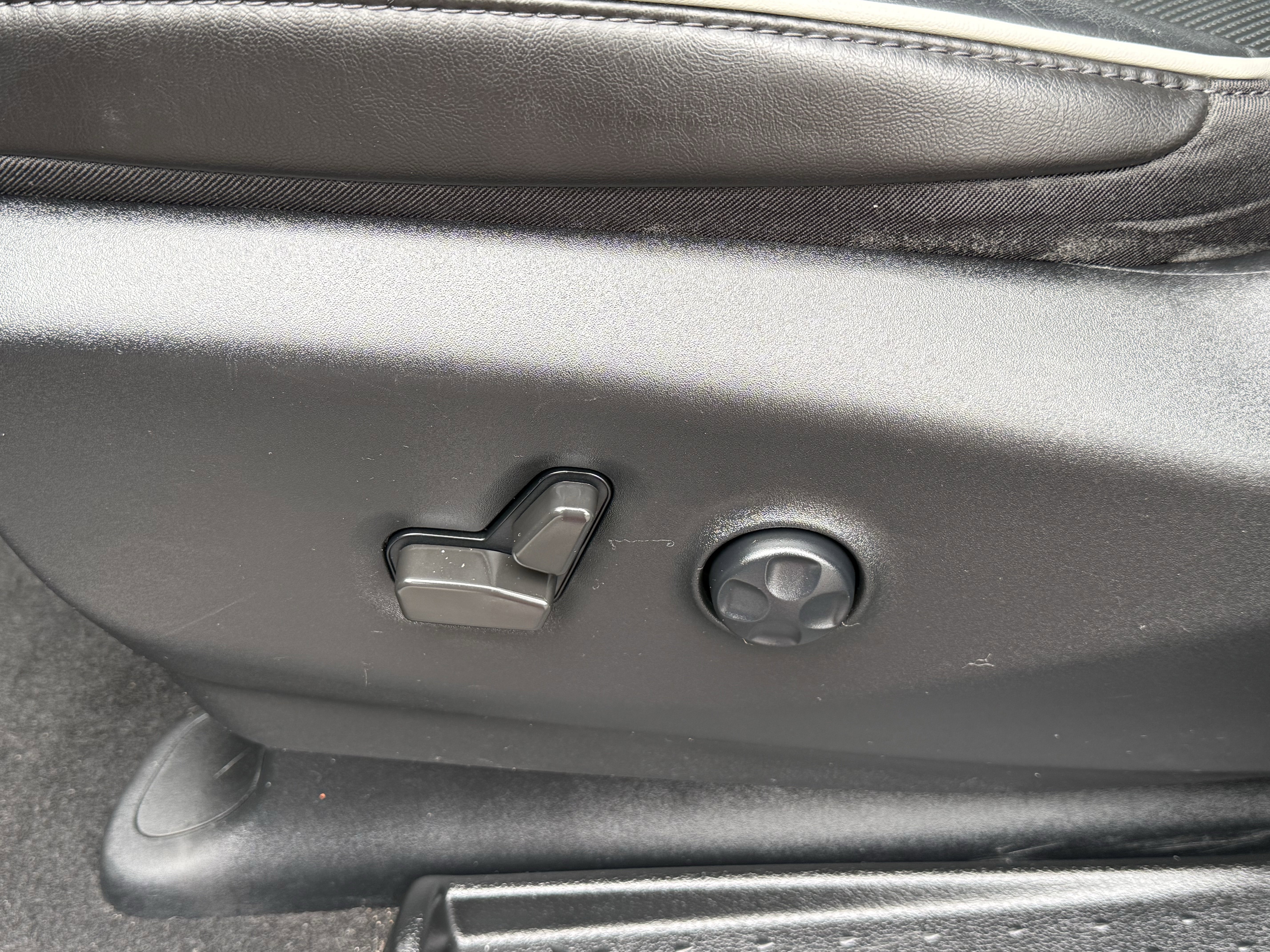 Used 2022 Chrysler Pacifica Limited w/ S Appearance Package image 25