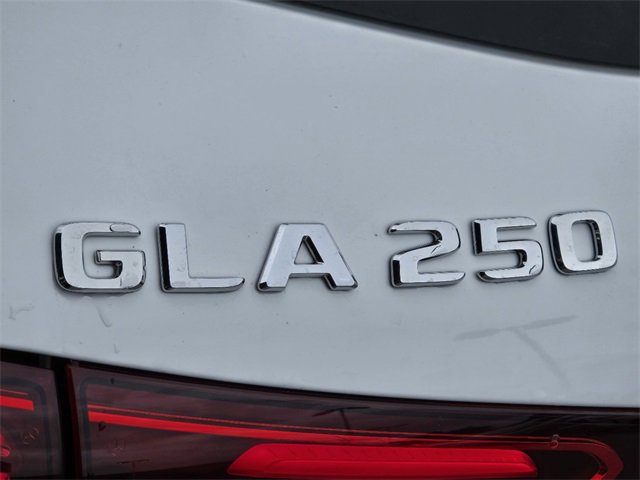 Certified 2025 Mercedes-Benz GLA 250 4MATIC image 3