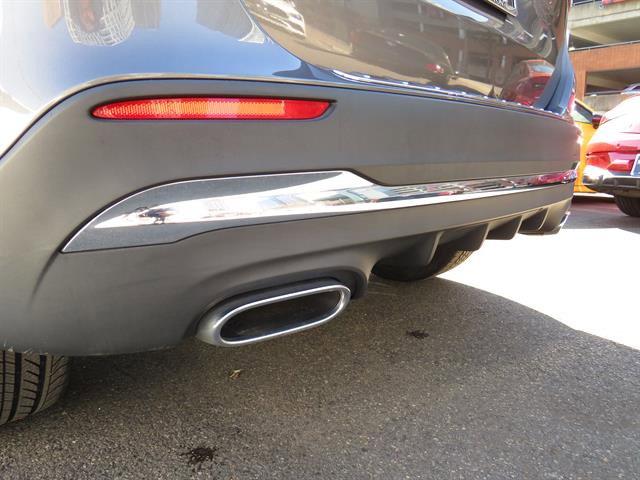 Certified 2022 Mercedes-Benz GLA 250 4MATIC w/ AMG Line image 32