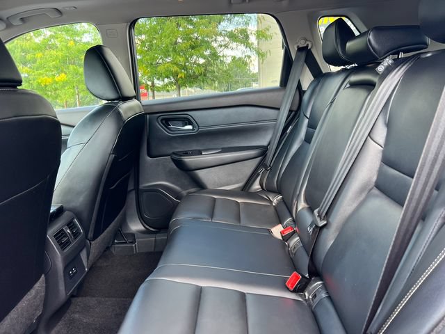 Used 2023 Nissan Rogue SL AWD/4WD image 5