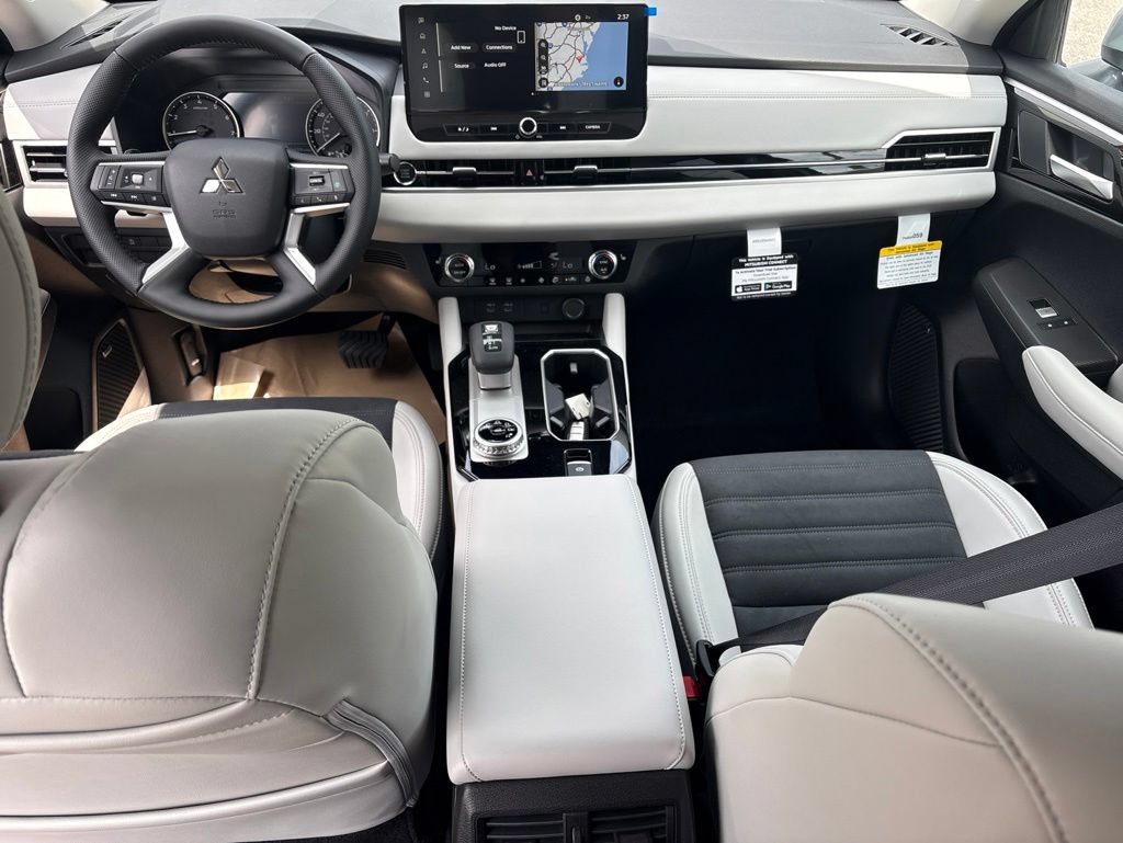 New 2026 Mitsubishi Outlander SE FWD image 16