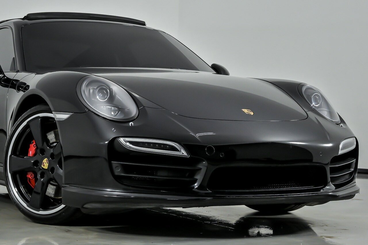 Used 2015 Porsche 911 Turbo AWD/4WD image 3