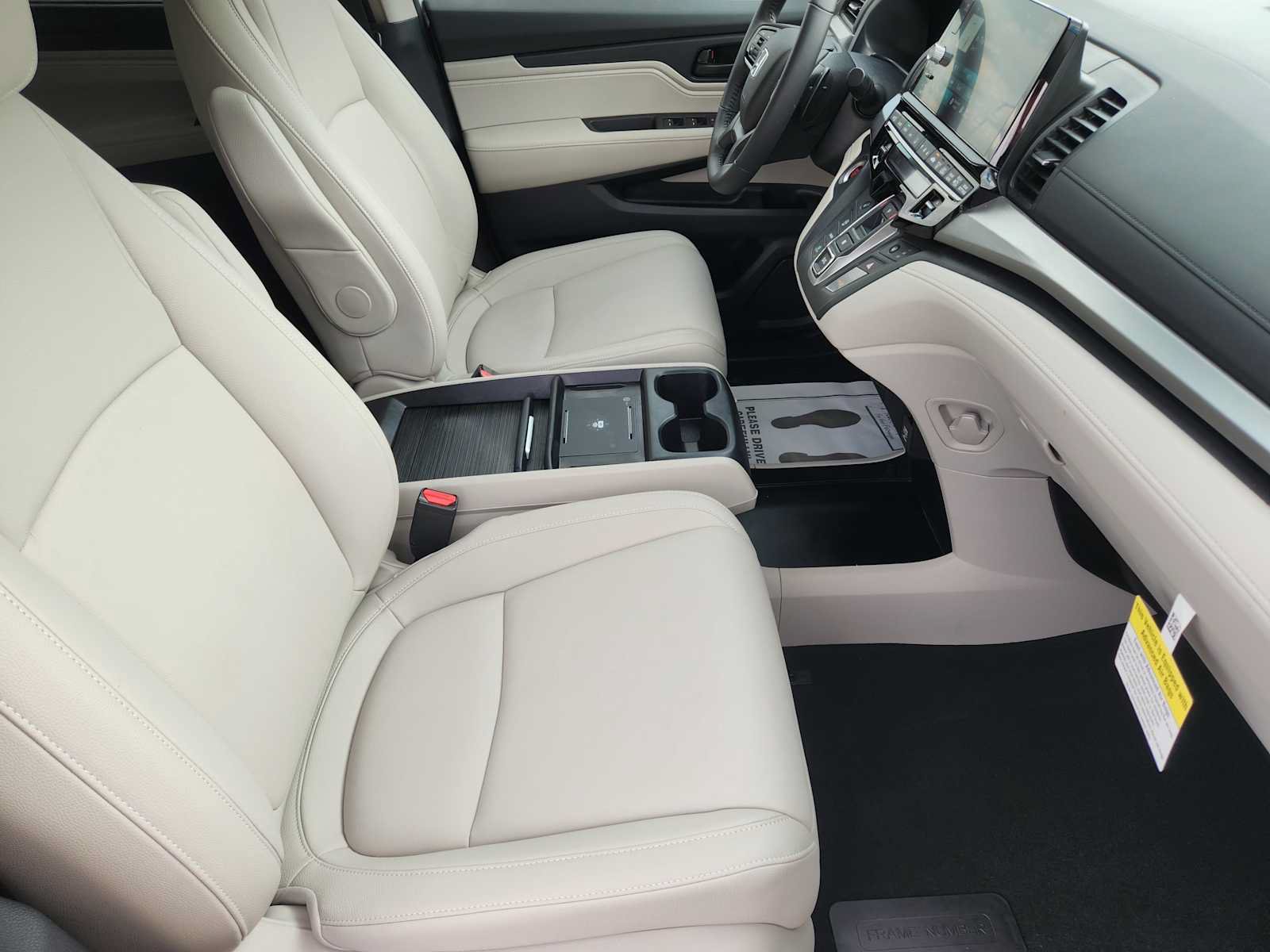 Certified 2026 Honda Odyssey EX-L image 13