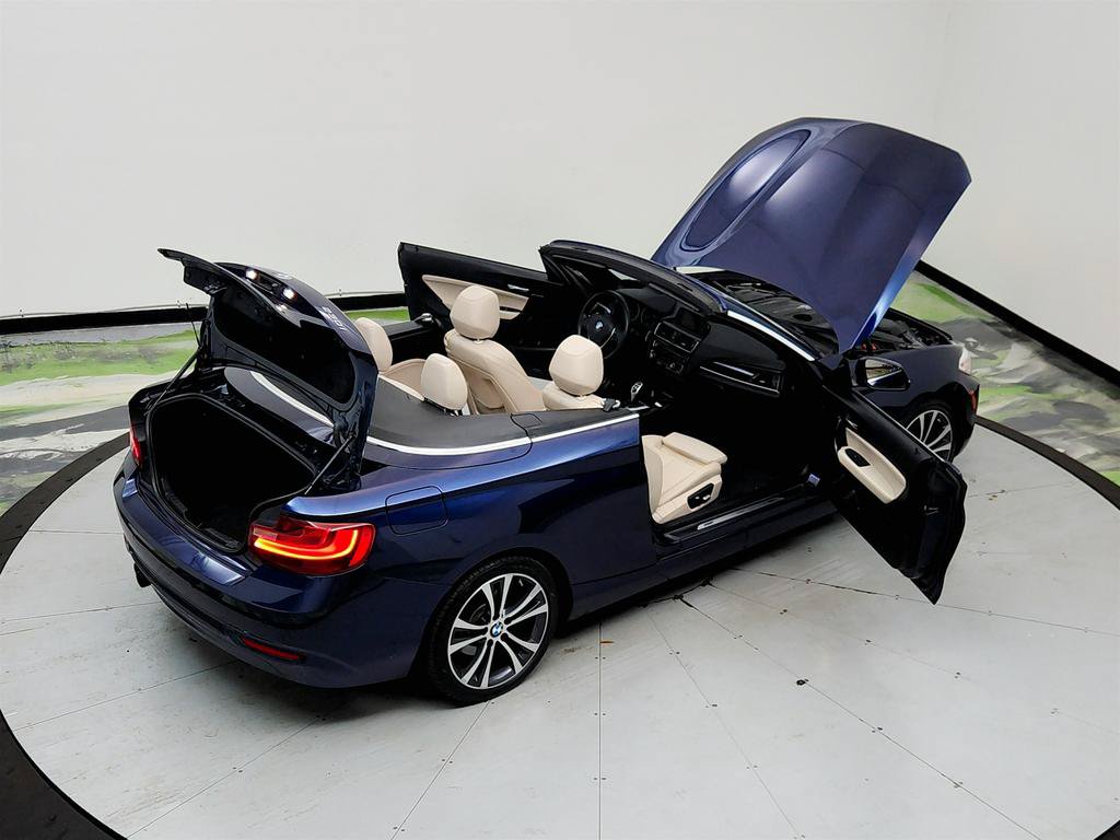 Used 2017 BMW 230i Convertible RWD image 34