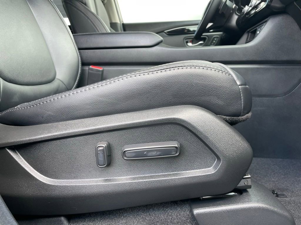 Certified 2025 Honda Pilot EX-L image 30