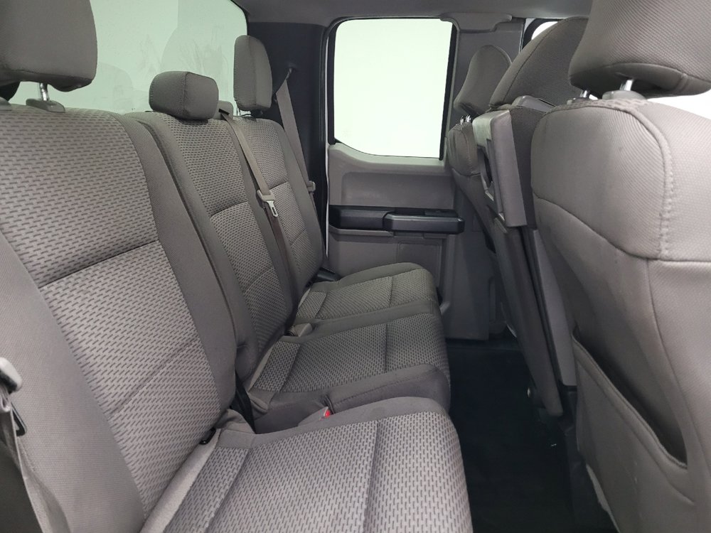 Used 2015 Ford F150 XLT AWD/4WD image 19