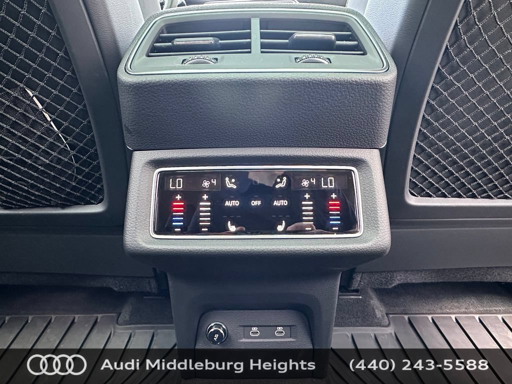 Certified 2024 Audi Q8 e-tron Prestige w/ Prestige Package AWD/4WD image 41