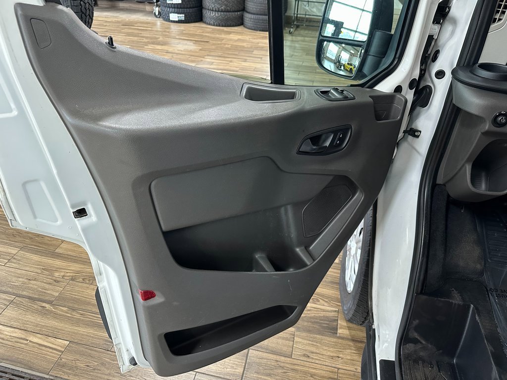 Used 2020 Ford Transit 350 XLT image 10