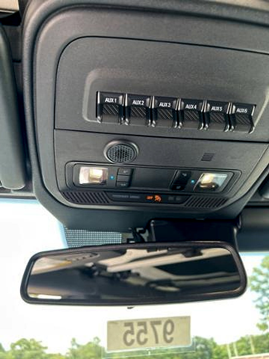 New 2025 Ford Bronco Badlands image 19