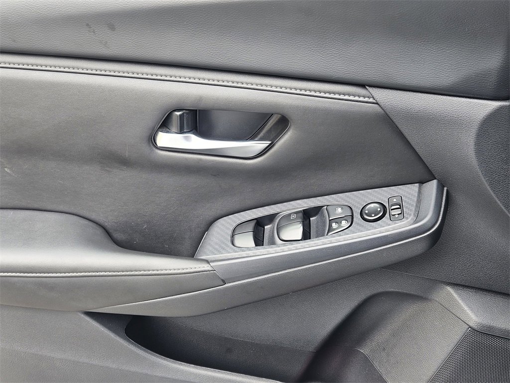 Used 2024 Nissan Sentra SV image 20