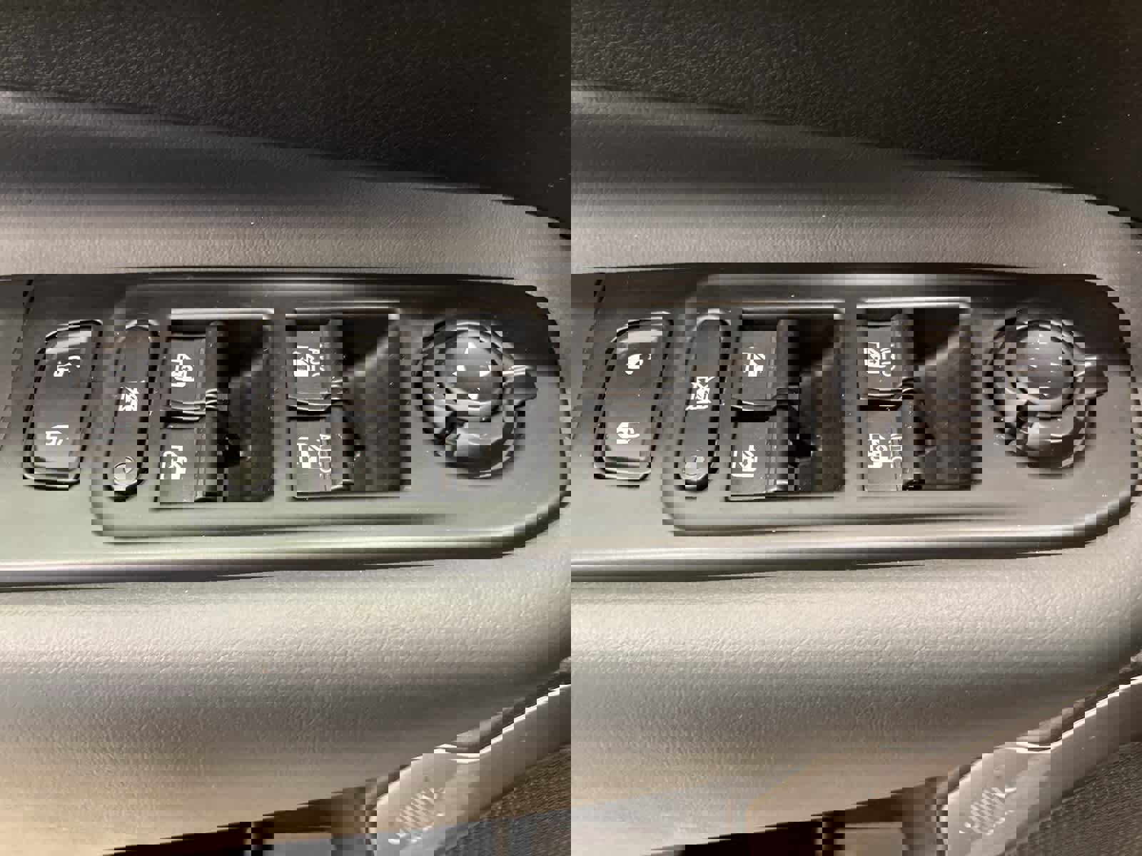 Used 2023 Jeep Renegade Latitude image 12