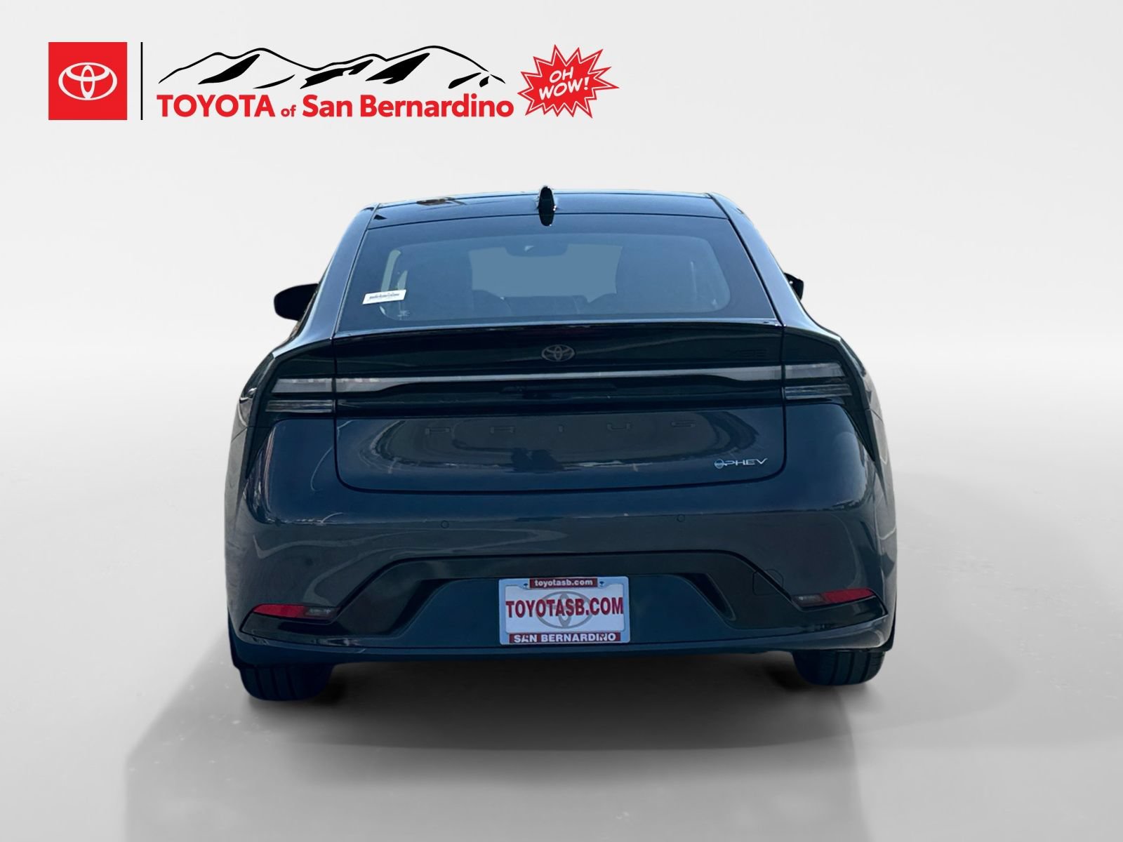 New 2026 Toyota Prius Plug-In Hybrid FWD image 4