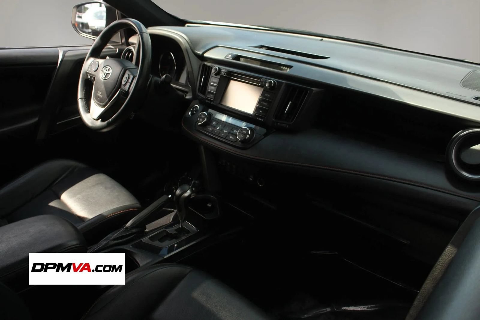Used 2017 Toyota RAV4 SE AWD/4WD image 22