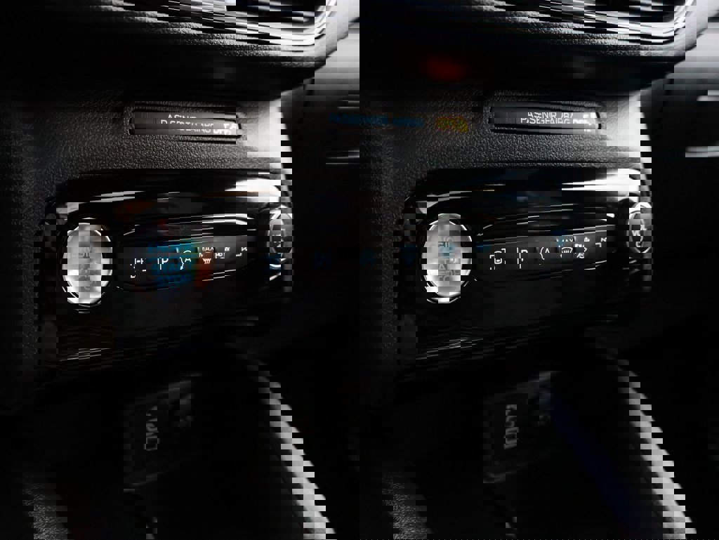 Used 2025 Ford Escape ST-Line Elite w/ Premium Technology Package image 39