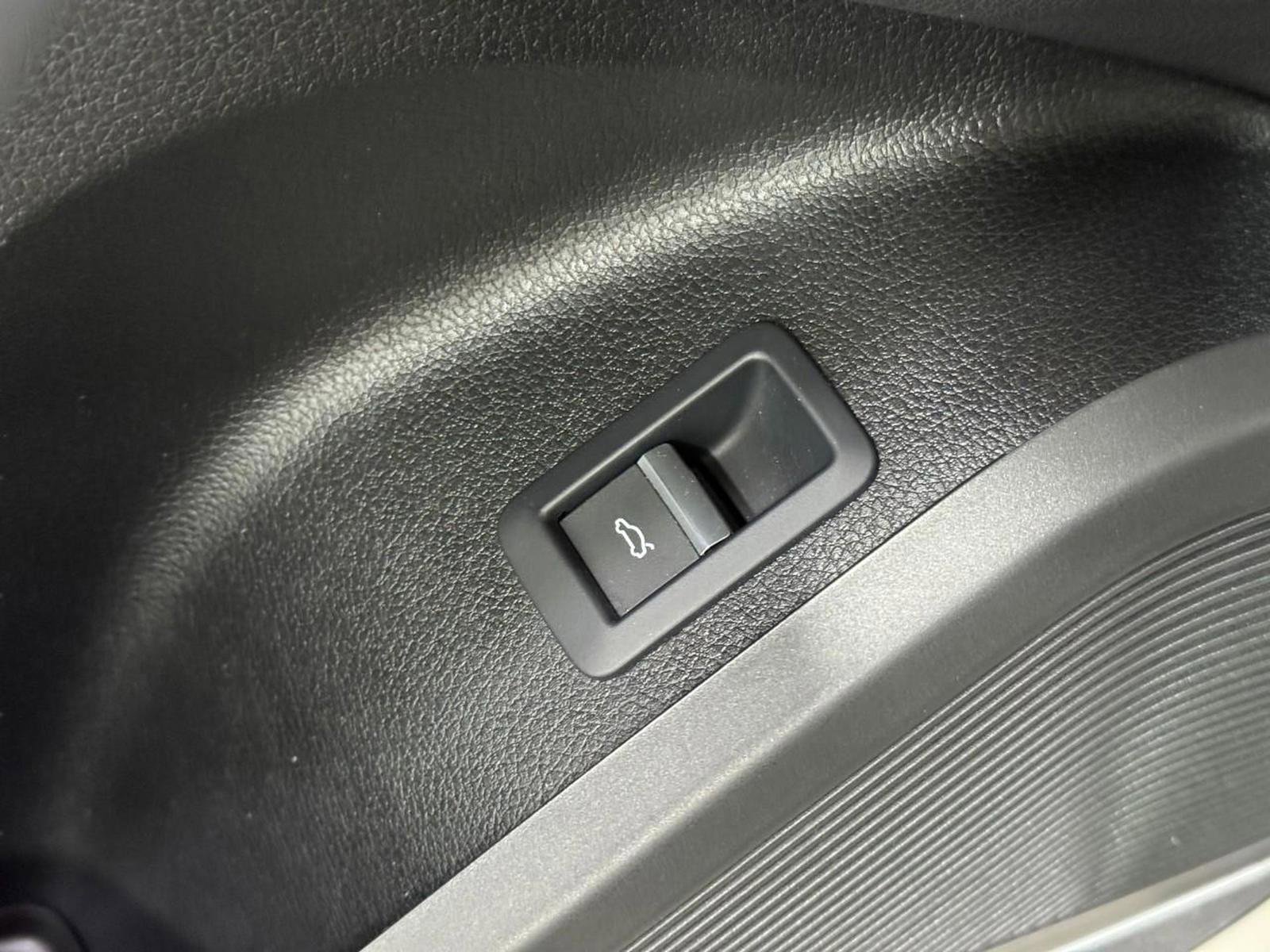 Used 2023 Audi Q5 2.0T Premium Plus w/ Premium Plus Package image 25