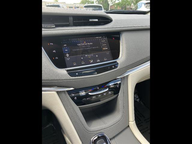 Certified 2024 Cadillac XT5 Premium Luxury w/ Technology Package AWD/4WD image 16