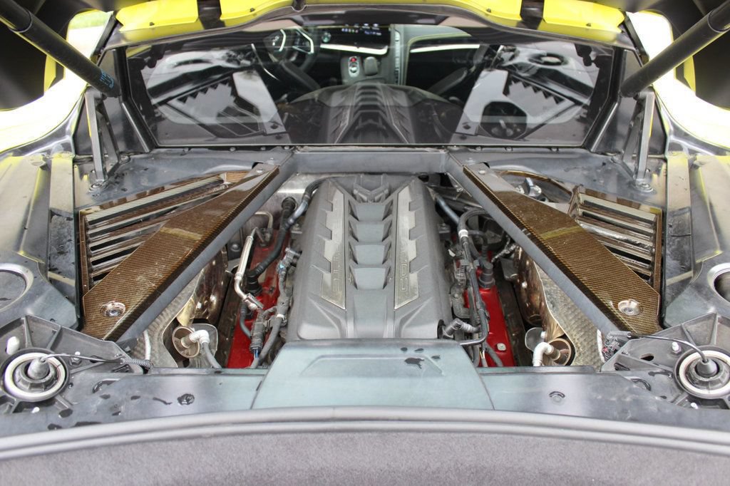Used 2022 Chevrolet Corvette Stingray Premium Cpe w/ Z51 Performance Package RWD image 25