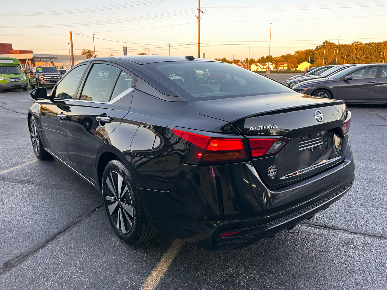 Used 2021 Nissan Altima 2.5 SV image 5