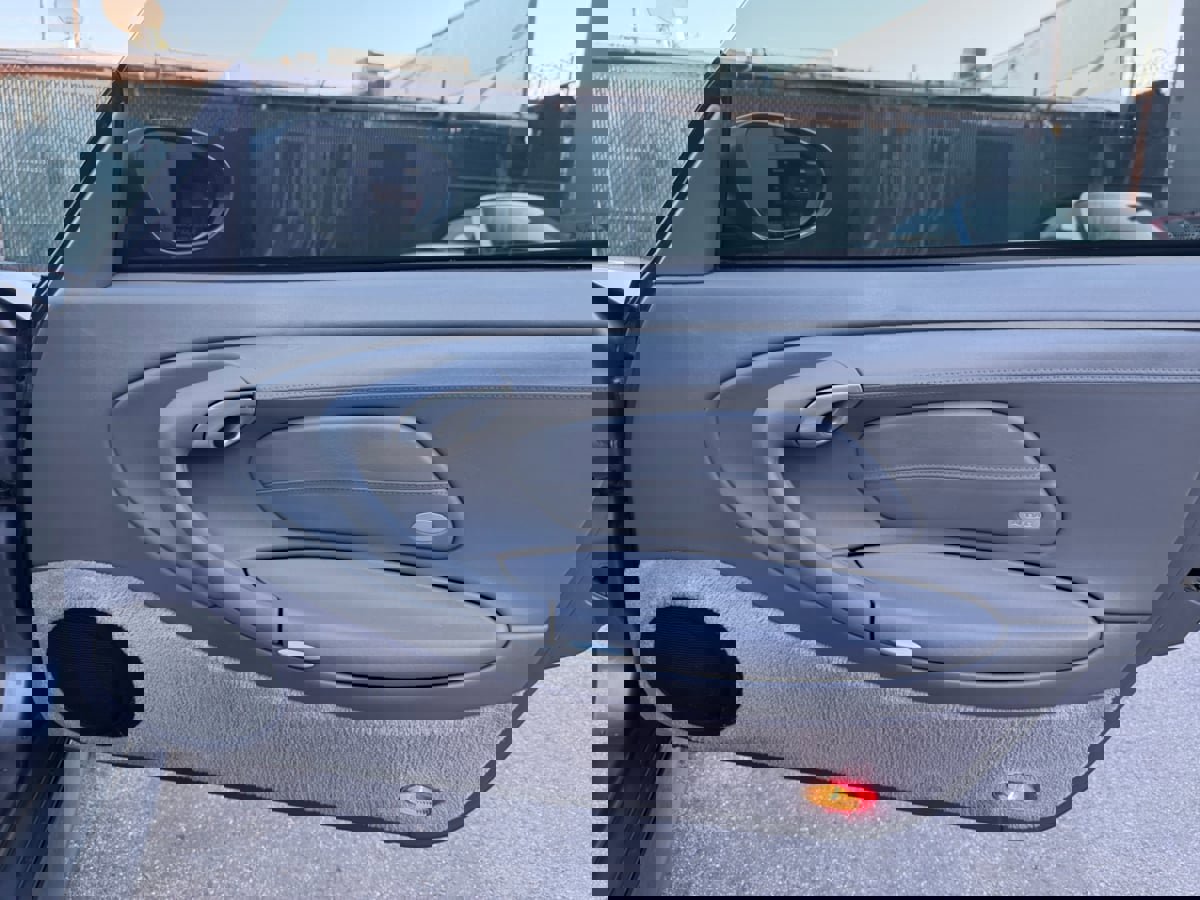 Used 2001 Porsche 911 GT3 RS image 21