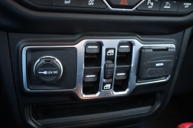 Used 2021 Jeep Wrangler Unlimited Sahara w/ Safety Group image 25