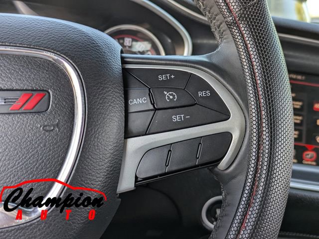 Used 2015 Dodge Challenger R/T Plus image 29