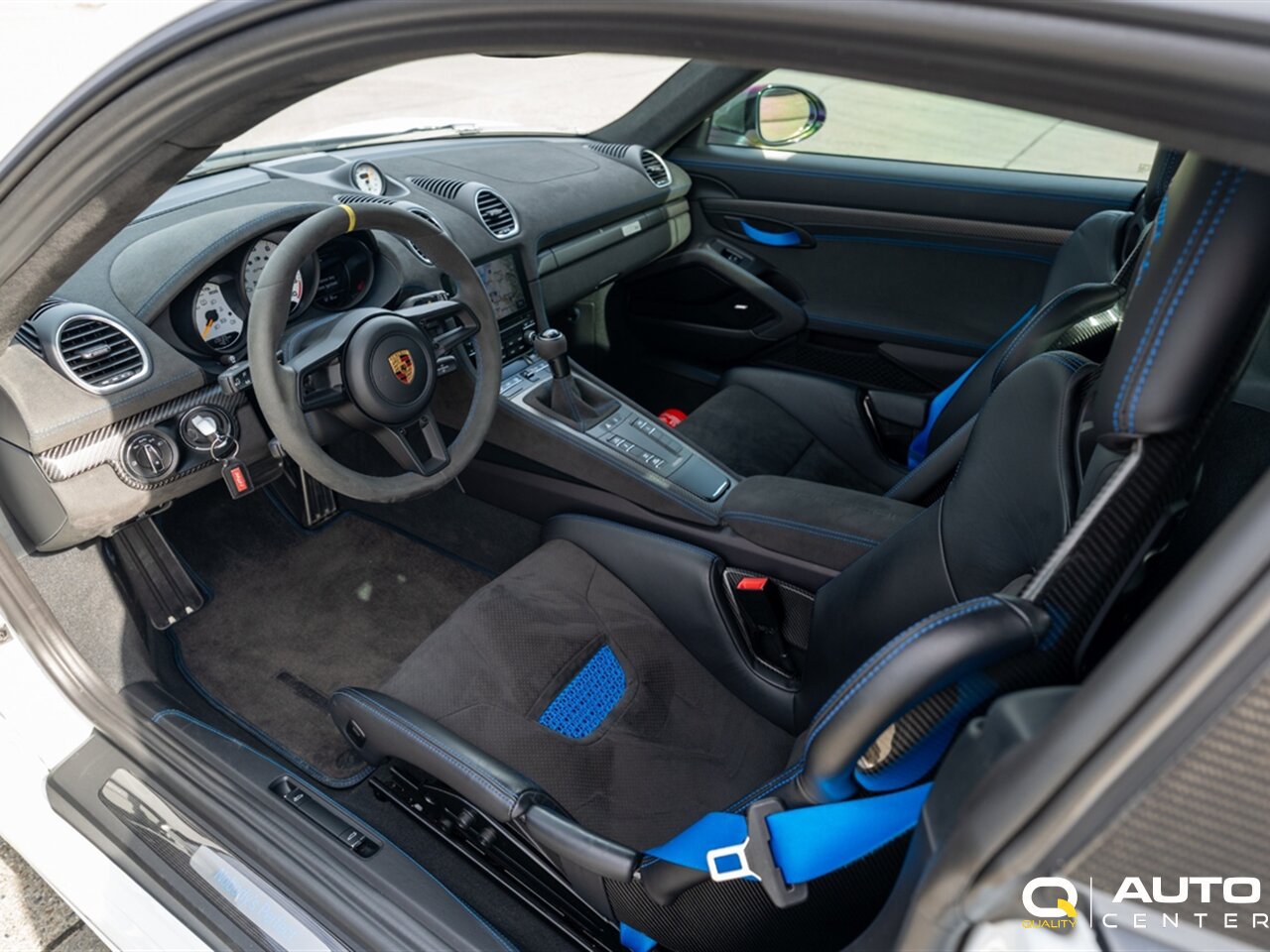 Used 2023 Porsche 718 Cayman GT4 RS RWD image 45