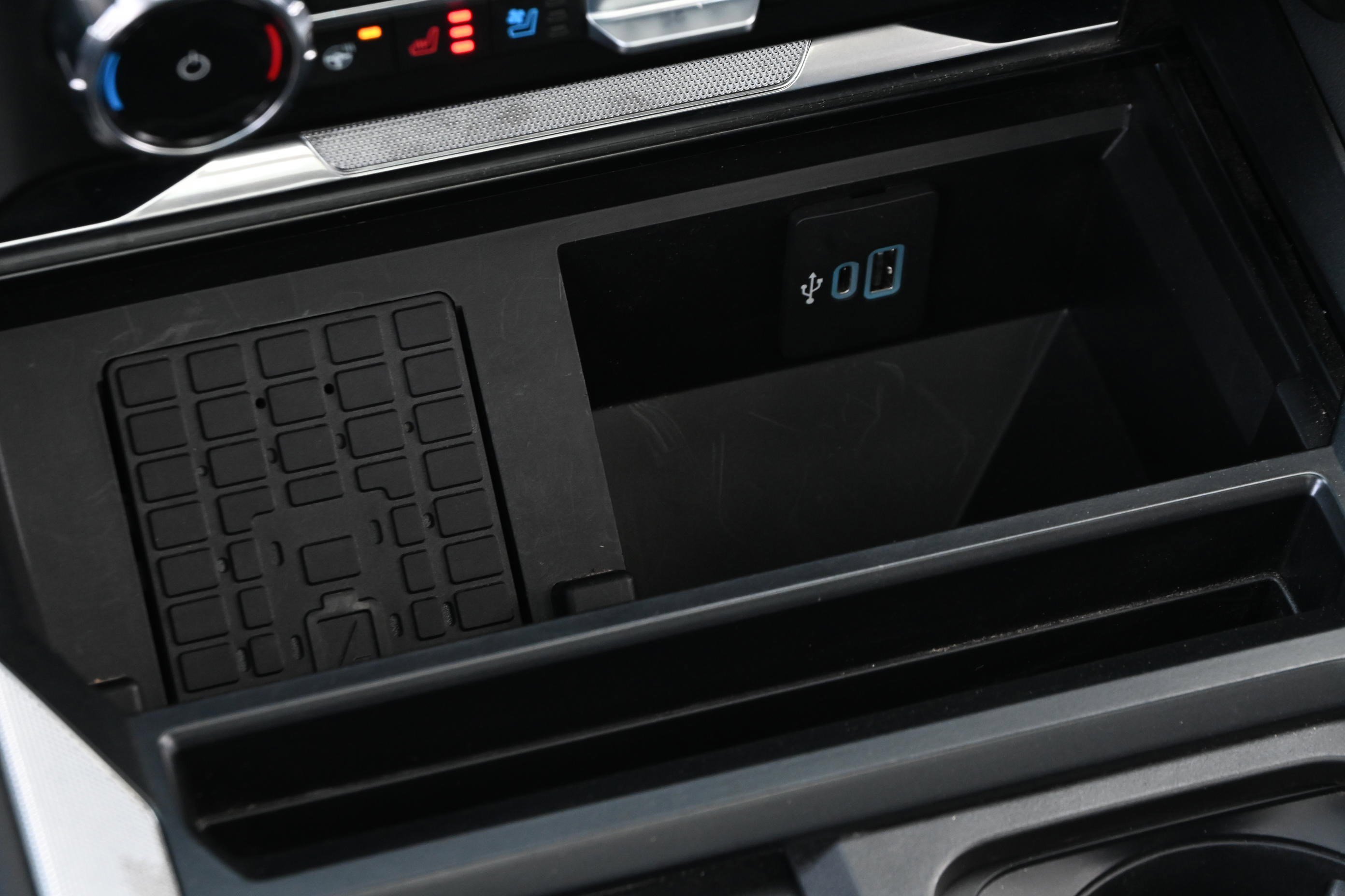 Used 2025 Ford F250 Platinum image 28