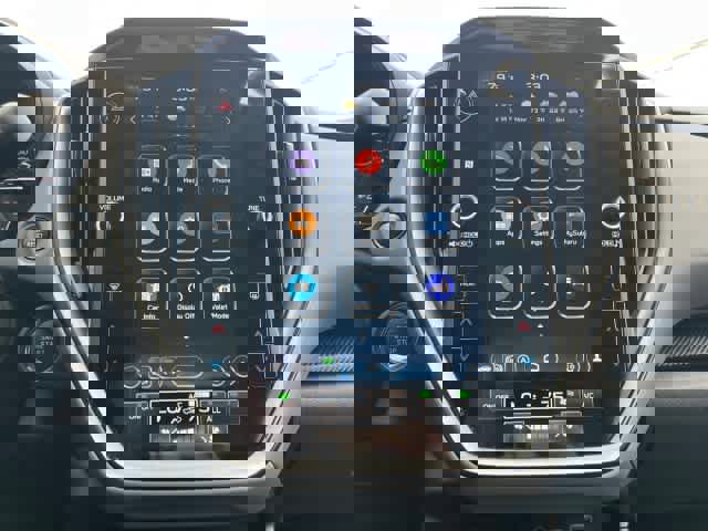 Certified 2025 Subaru Crosstrek 2.5i Limited w/ Crosstrek Mirror Package image 32