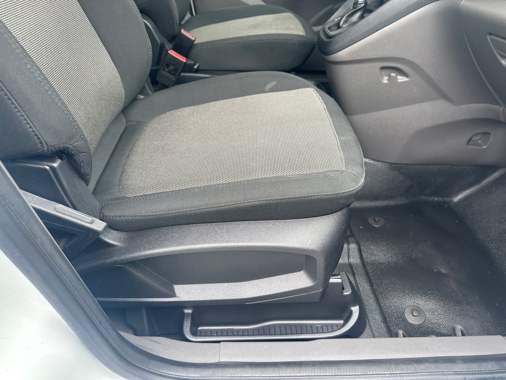 Used 2022 Ford Transit Connect XL FWD image 12