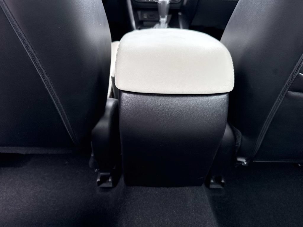 Used 2017 MAZDA MAZDA3 Grand Touring w/ Premium Equipment Package FWD image 20