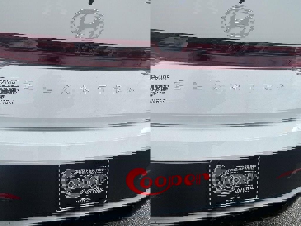 New 2026 Hyundai Elantra Sport image 8