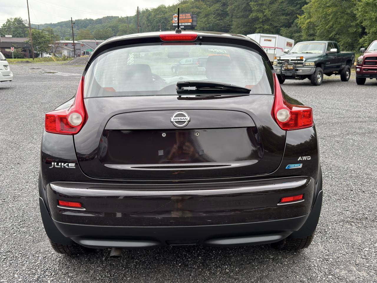 Used 2014 Nissan Juke S AWD/4WD image 6