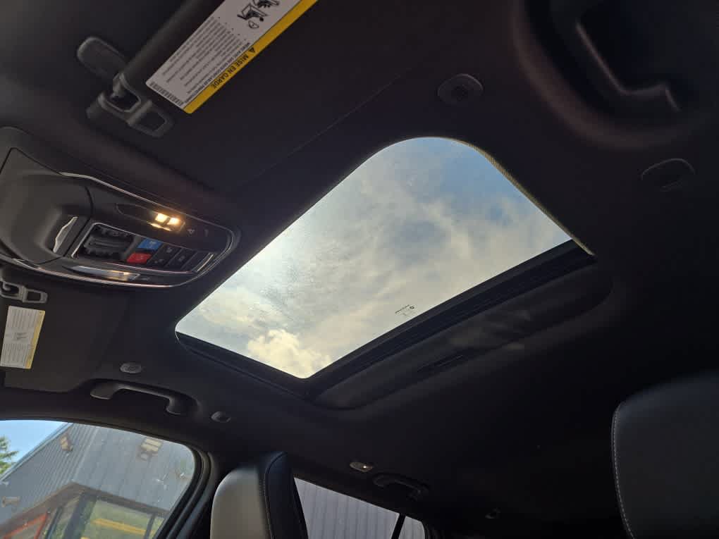 New 2026 Jeep Grand Cherokee Altitude AWD/4WD image 23