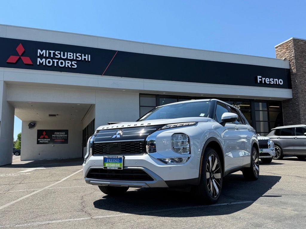 New 2026 Mitsubishi Outlander SE