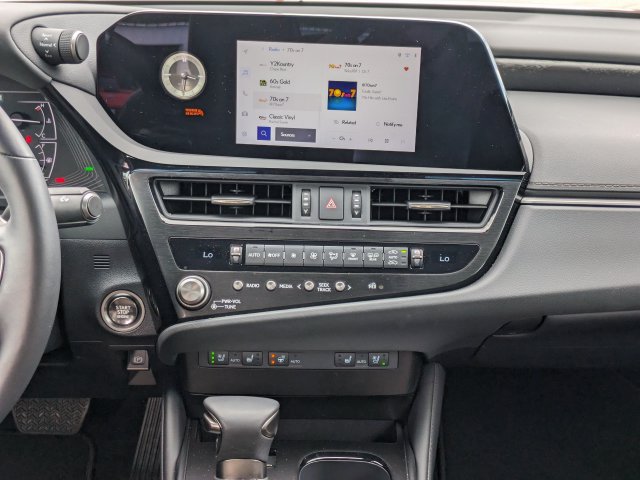 Used 2025 Lexus ES 350 w/ Premium Package FWD image 18