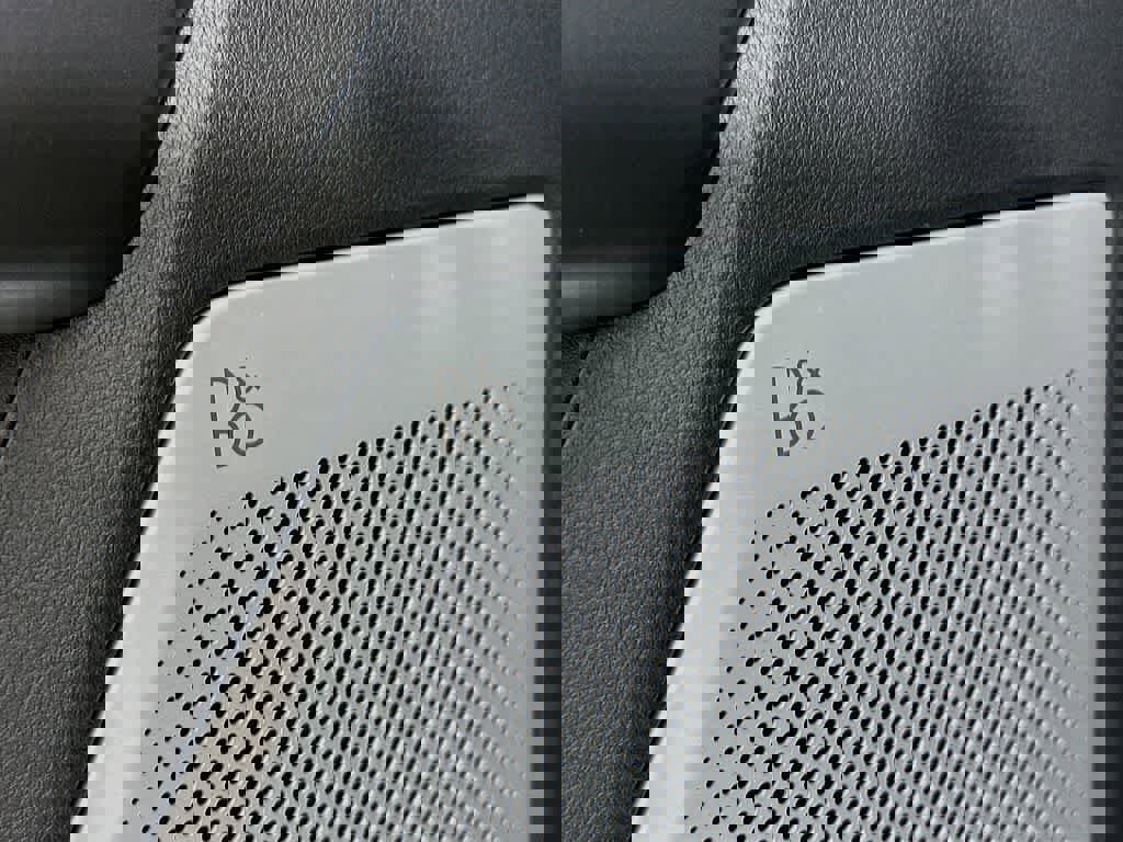 New 2025 Ford F150 Lariat w/ Equipment Group 502A High image 31