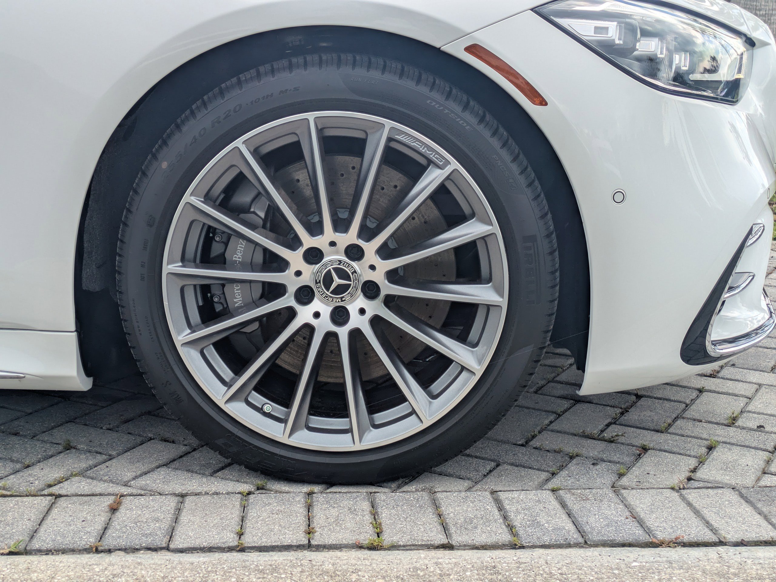 New 2025 Mercedes-Benz S 580 4MATIC Sedan image 3