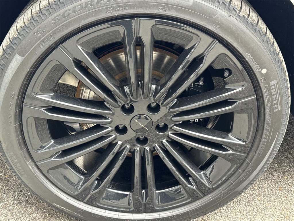 New 2026 Land Rover Range Rover Sport Dynamic SE image 12