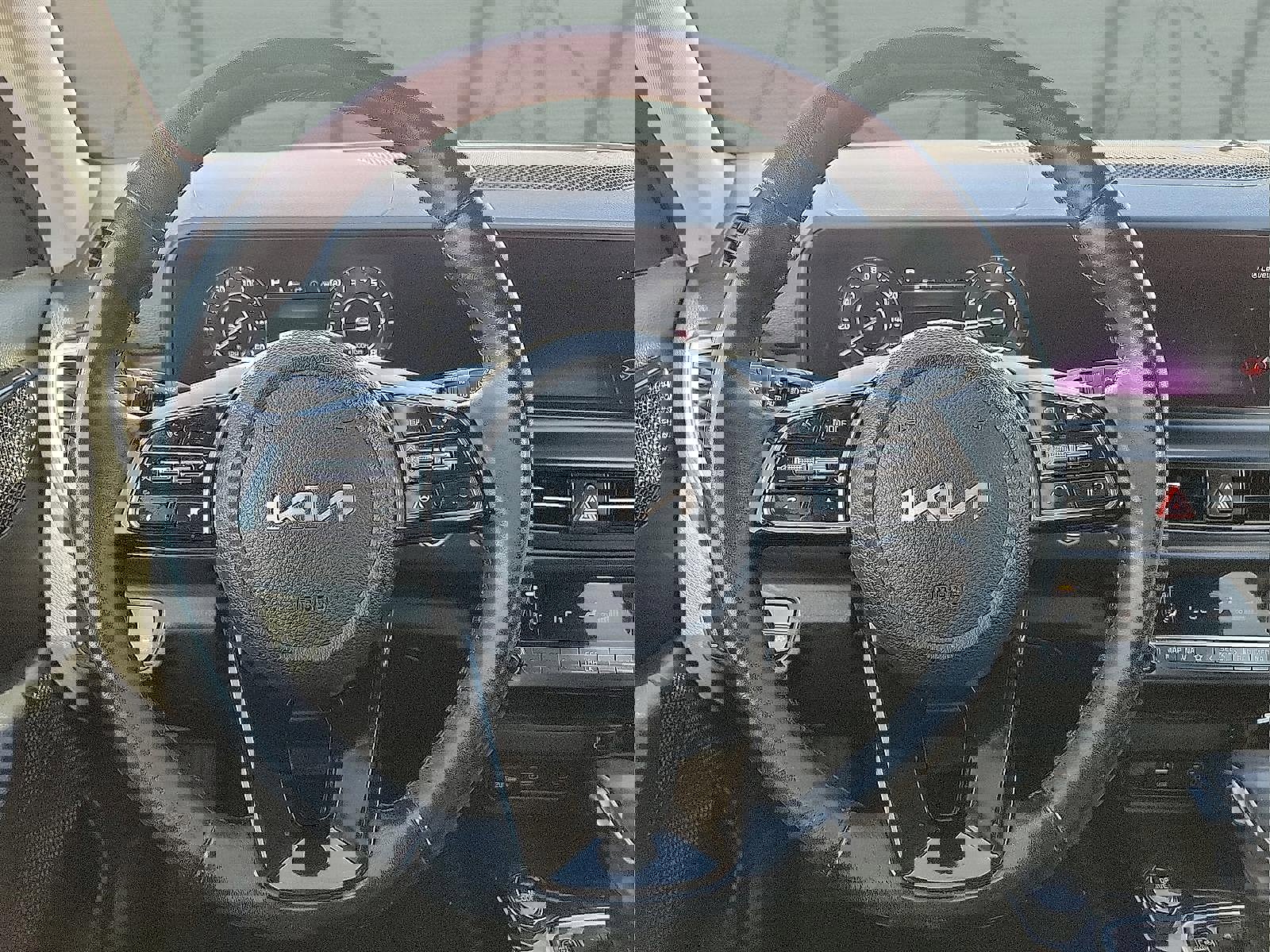 Used 2024 Kia Seltos EX image 19