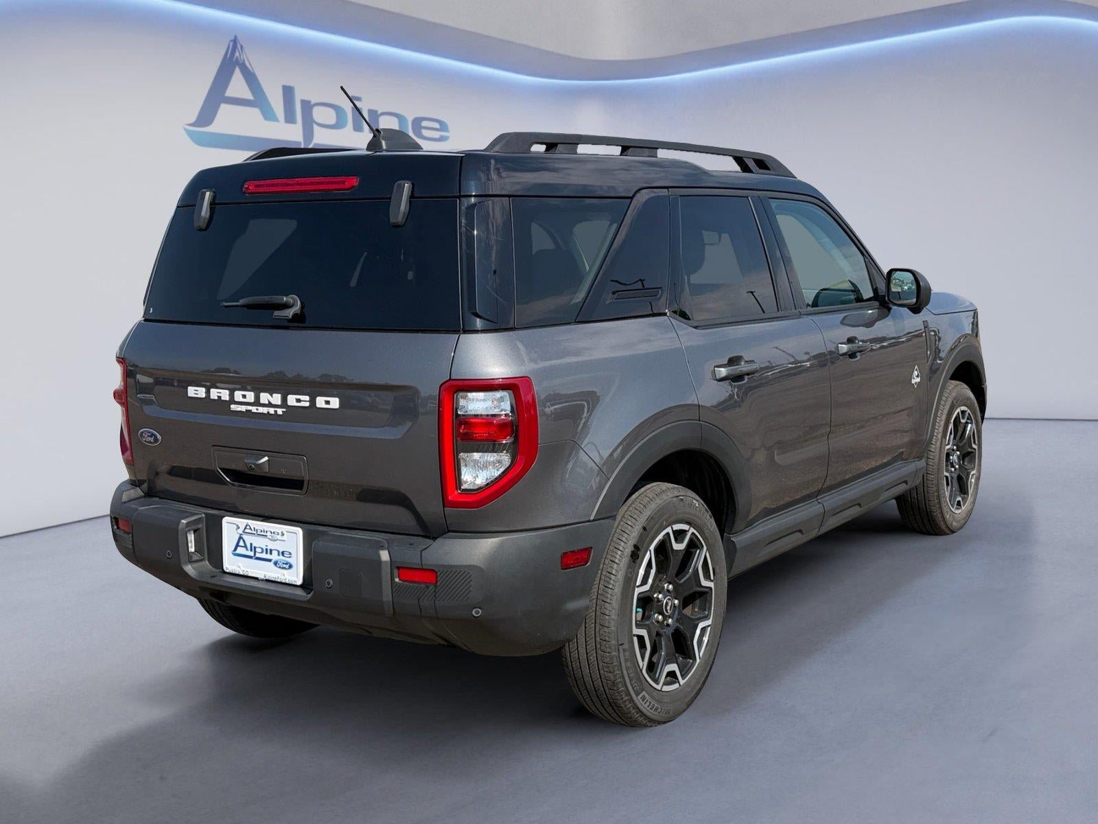 Used 2025 Ford Bronco Sport Outer Banks w/ Outer Banks Tech Package+ AWD/4WD image 5