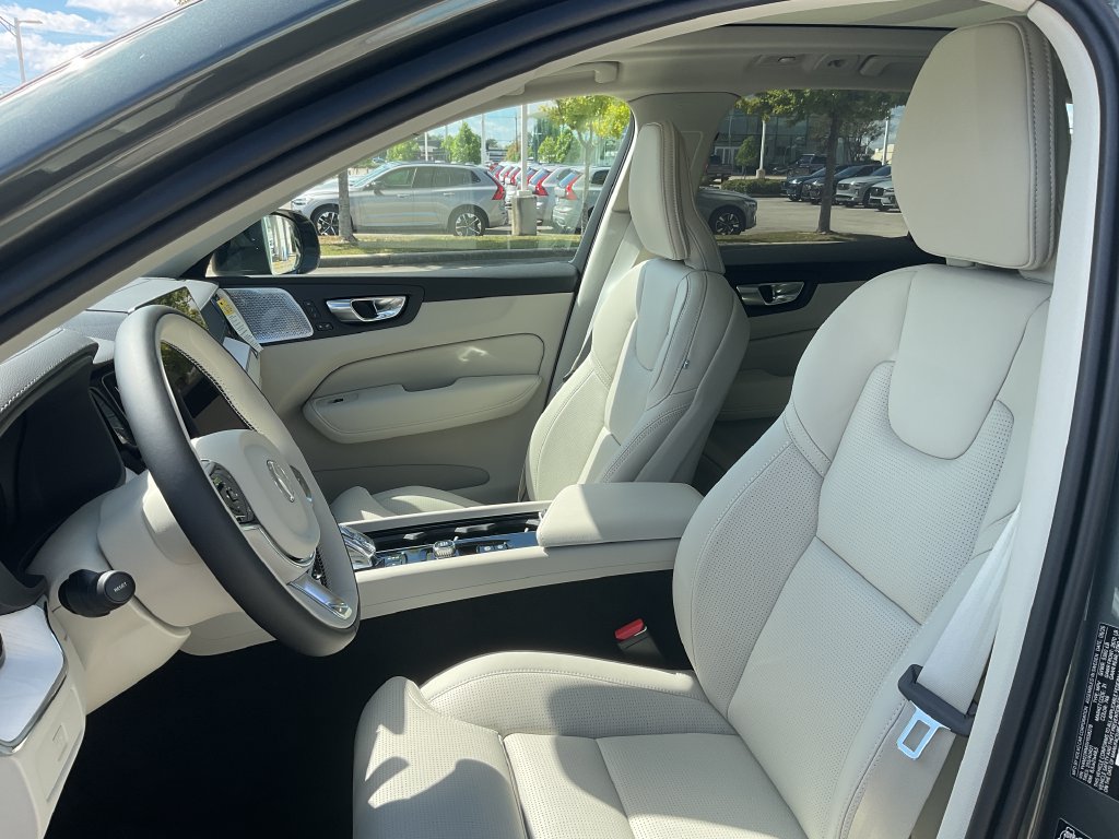 New 2027 Volvo XC60 B5 Ultra AWD/4WD image 12