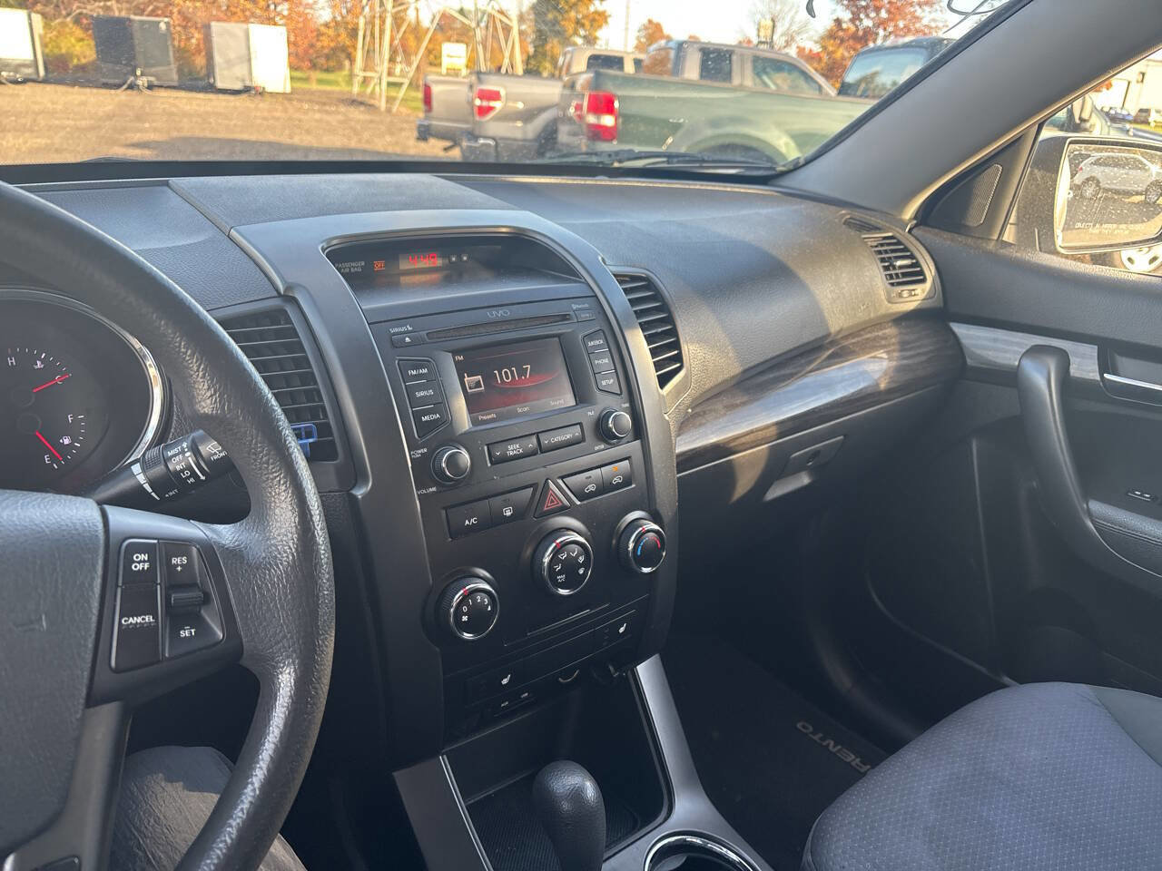 Used 2013 Kia Sorento LX w/ Convenience Pkg image 26