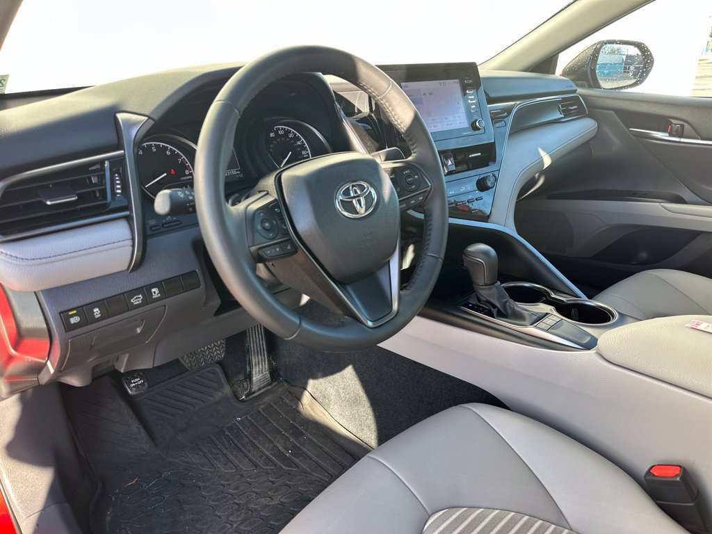 Used 2024 Toyota Camry SE w/ Convenience Package FWD image 15