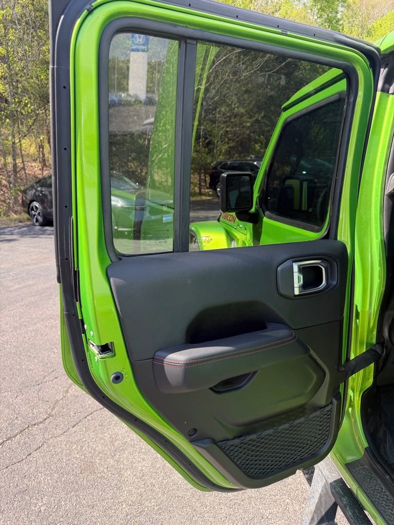 Used 2025 Jeep Gladiator Rubicon image 8