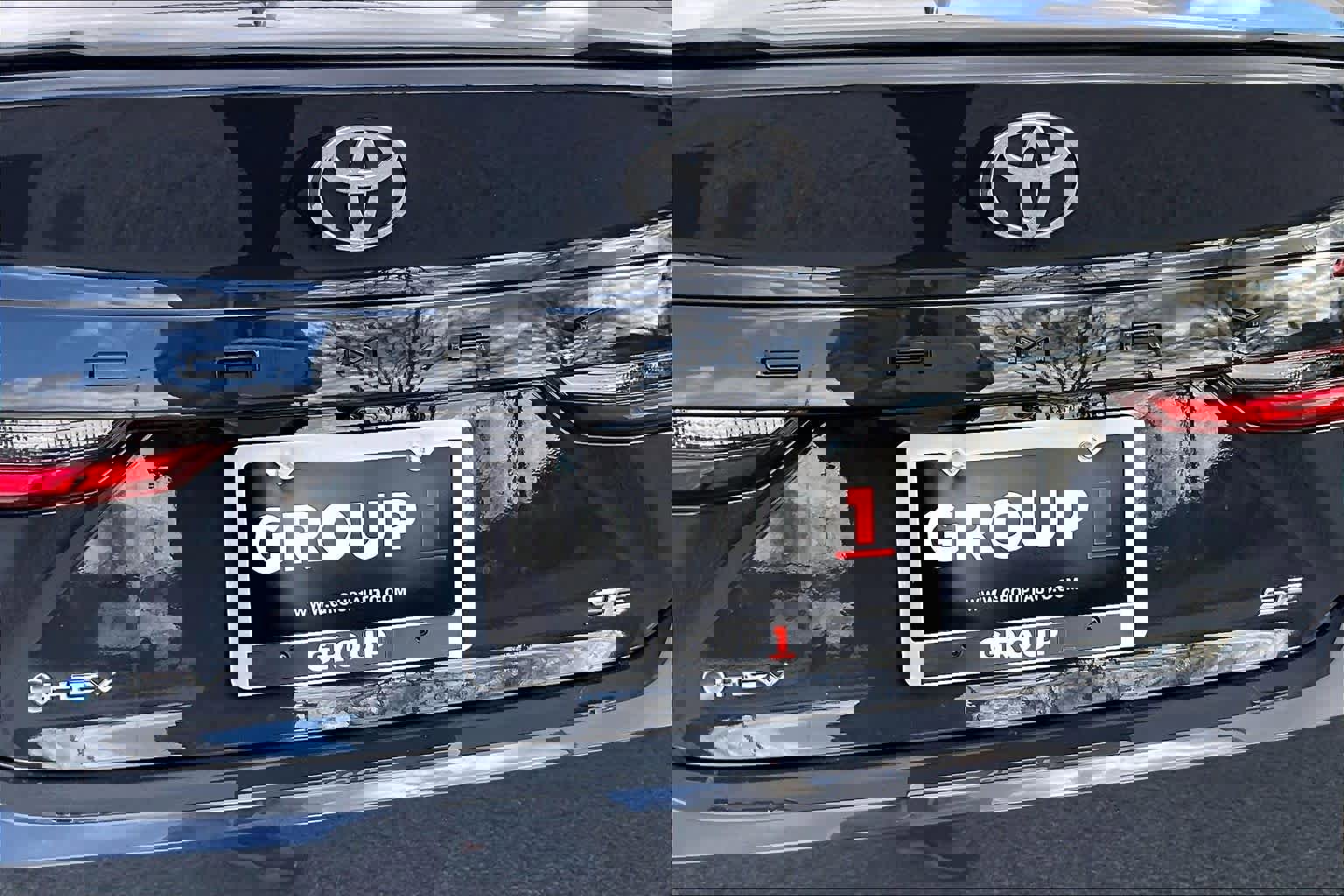 Used 2025 Toyota Camry SE image 30