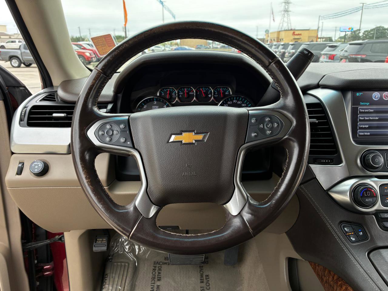 Used 2020 Chevrolet Suburban Premier RWD image 18