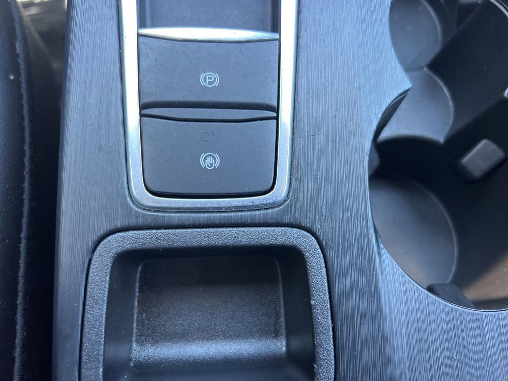 Used 2025 Ford Escape ST-Line w/ Tech Pack #1 image 28