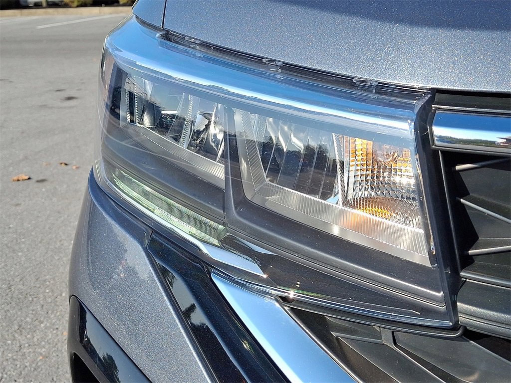 Used 2022 Volkswagen Taos SE image 12