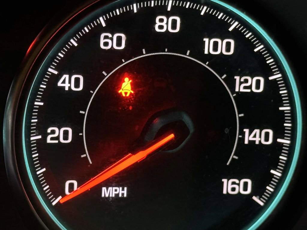 Used 2023 Chevrolet Equinox LT image 29