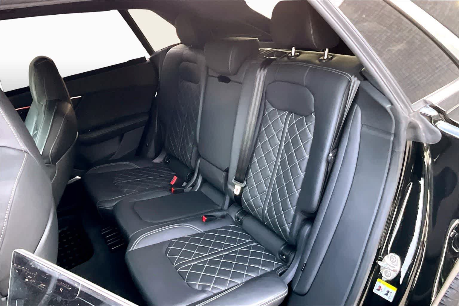 Used 2024 Audi SQ8 Premium Plus w/ S Sport Package AWD/4WD image 20